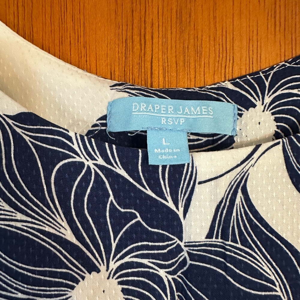 NWT Draper James Navy Floral Blouse - Picture 3 of 8